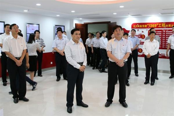 许昌市委书记武国定一行莅临魏都区观摩基层党建工作